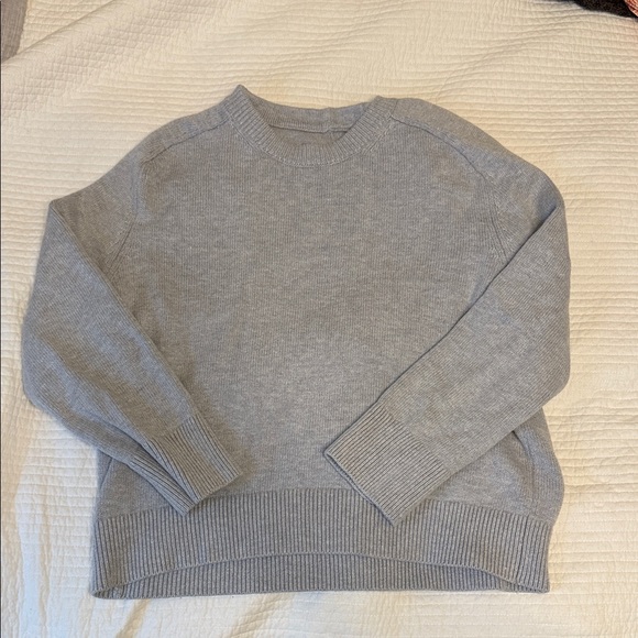 Abercrombie & Fitch Sweaters - Abercrombie & Fitch Light Gray Women's Sweater